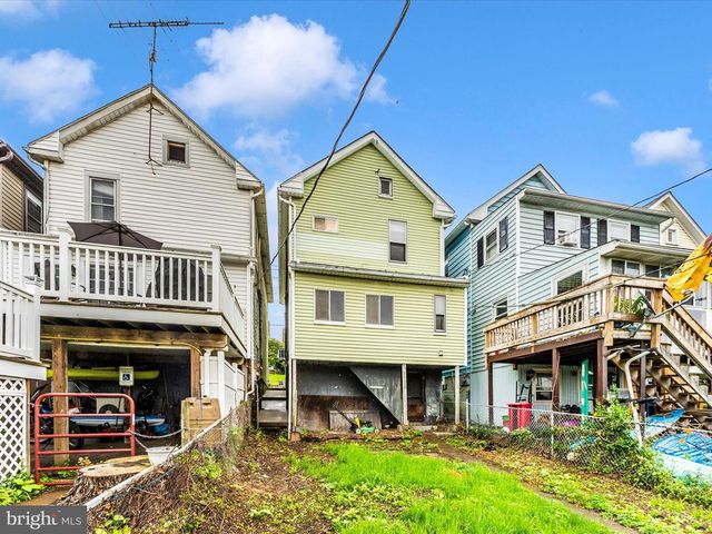 526 W POTOMAC ST, Brunswick, MD 21716