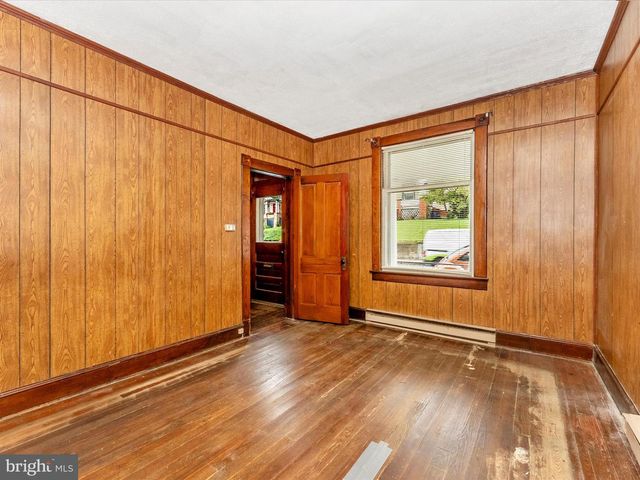 526 W POTOMAC ST, Brunswick, MD 21716