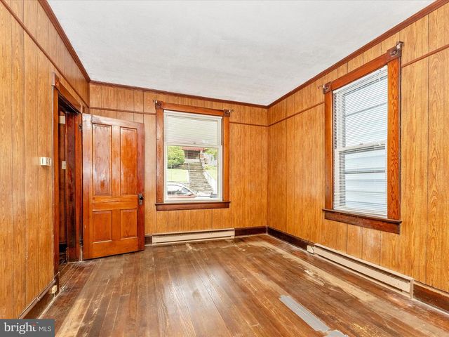 526 W POTOMAC ST, Brunswick, MD 21716