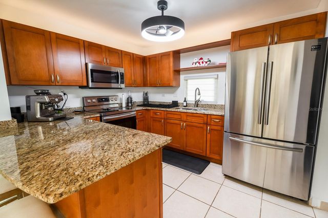 4-101 VALLE SANTA CECILIA, Caguas, PR 00725