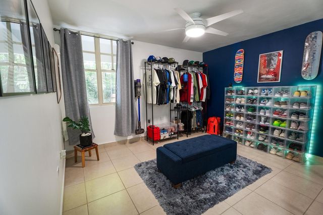 4-101 VALLE SANTA CECILIA, Caguas, PR 00725