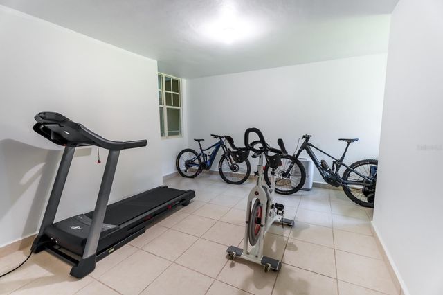 4-101 VALLE SANTA CECILIA, Caguas, PR 00725