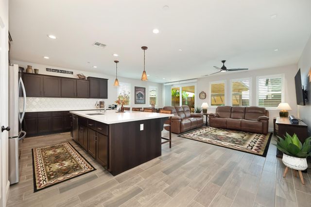 12627 Solsberry Way, Rancho Cordova, CA 95742