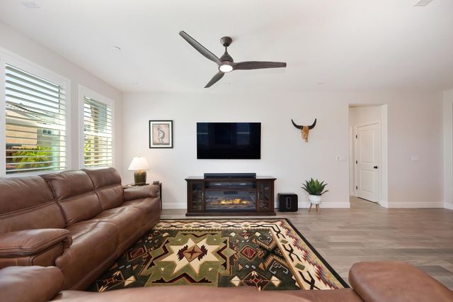 12627 Solsberry Way, Rancho Cordova, CA 95742