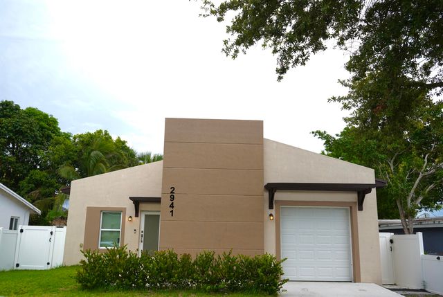 2941 NW 7th Court, Fort Lauderdale, FL 33311