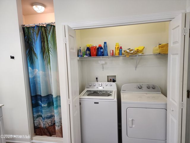 100 Lighthouse Lane D3, Swansboro, NC 28584