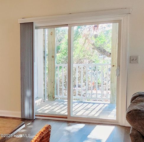 100 Lighthouse Lane D3, Swansboro, NC 28584