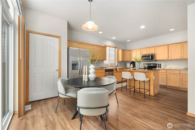 35071 41st Place S, Auburn, WA 98001