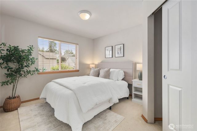 35071 41st Place S, Auburn, WA 98001