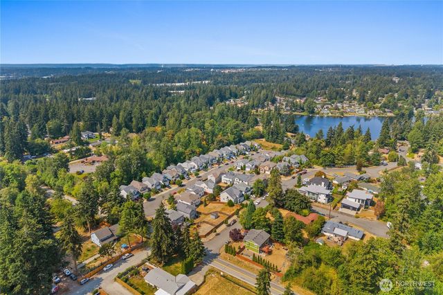 35071 41st Place S, Auburn, WA 98001