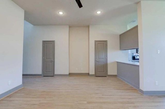 18620 Louetta Creek Drive 22A, Spring, TX 77388