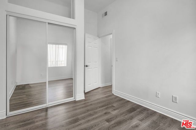 7338 Balboa Boulevard 6, Van Nuys (los Angeles), CA 91406
