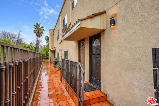 7338 Balboa Boulevard 6, Van Nuys (los Angeles), CA 91406