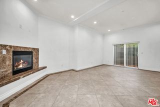 7338 Balboa Boulevard 6, Van Nuys (los Angeles), CA 91406