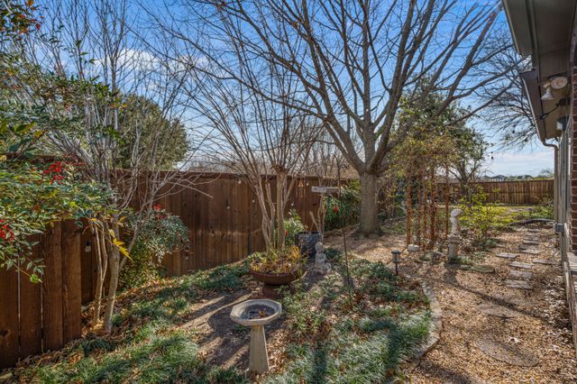 8300 Park Brook Drive, North Richland Hills, TX 76182