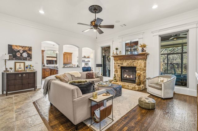 8300 Park Brook Drive, North Richland Hills, TX 76182