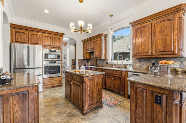 8300 Park Brook Drive, North Richland Hills, TX 76182