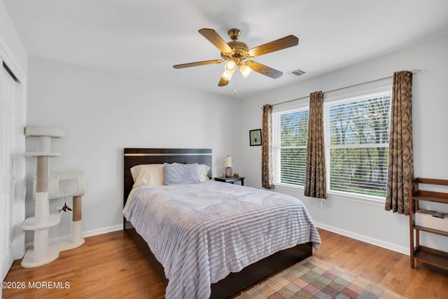 2 Saveria Court, Howell, NJ 07731