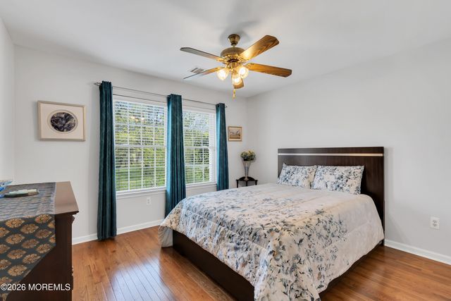 2 Saveria Court, Howell, NJ 07731