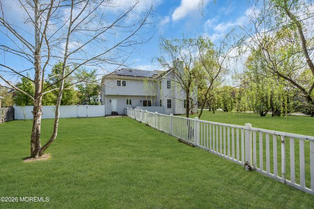 2 Saveria Court, Howell, NJ 07731