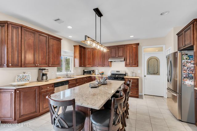 2 Saveria Court, Howell, NJ 07731