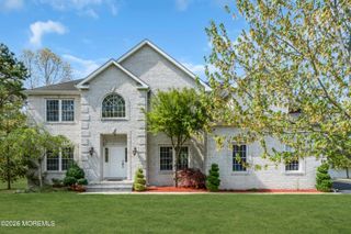 2 Saveria Court, Howell, NJ 07731