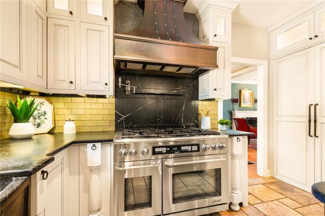 5501 Northwood Drive, Upper Saucon Twp, PA 18034