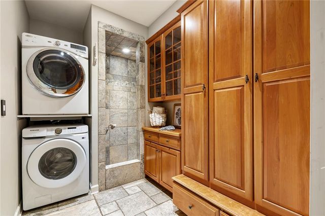 5501 Northwood Drive, Upper Saucon Twp, PA 18034