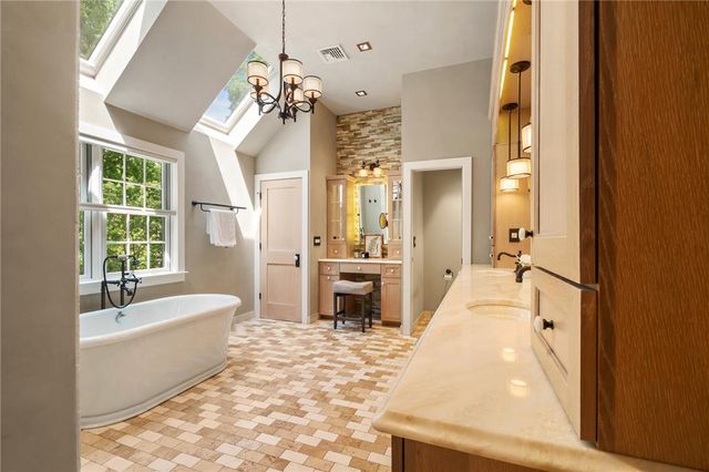 5501 Northwood Drive, Upper Saucon Twp, PA 18034