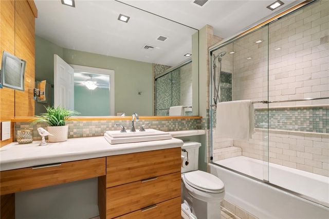 5501 Northwood Drive, Upper Saucon Twp, PA 18034