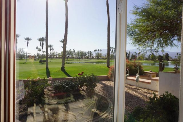 38104 Sunny Days Drive, Palm Desert, CA 92211