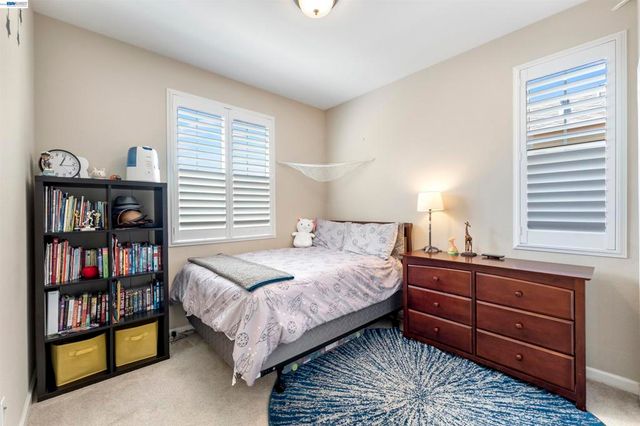 22647 Myrtle Cir, Hayward, CA 94541