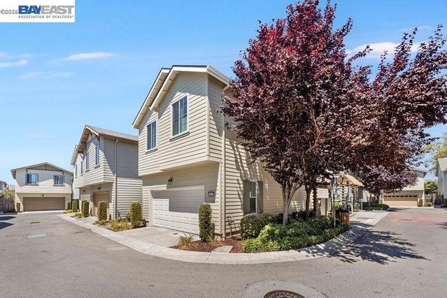 22647 Myrtle Cir, Hayward, CA 94541