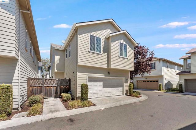 22647 Myrtle Cir, Hayward, CA 94541
