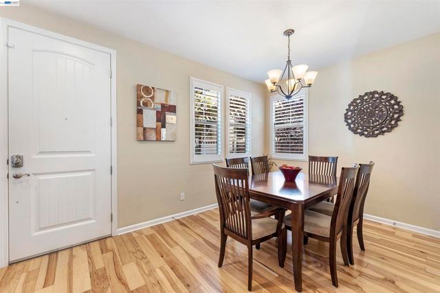 22647 Myrtle Cir, Hayward, CA 94541