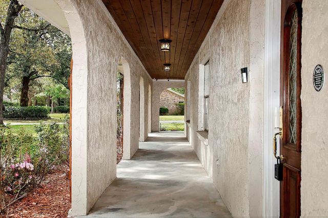 650 Bellingrath Park, Conroe, TX 77302