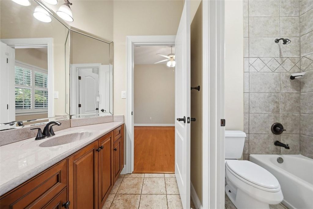Image 12 of property listing at 8297 DAY LILY PLACE, Sanford, FL 32771