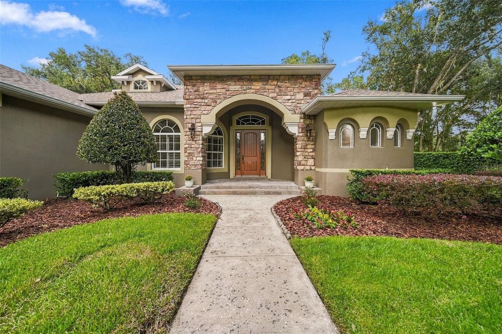 Image 3 of property listing at 8297 DAY LILY PLACE, Sanford, FL 32771