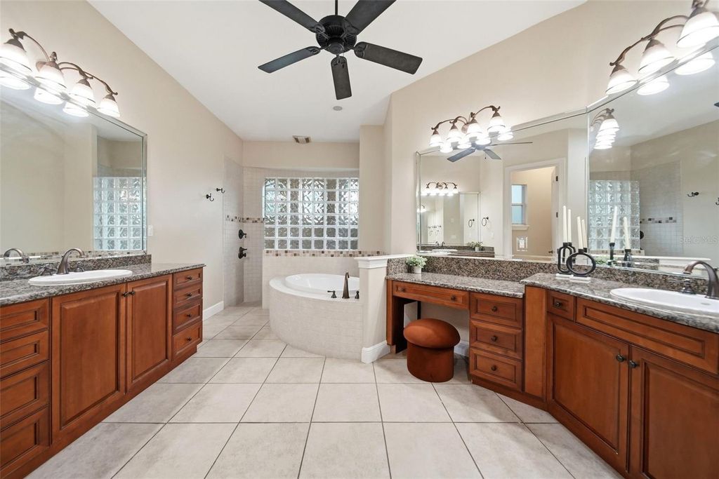 Image 30 of property listing at 8297 DAY LILY PLACE, Sanford, FL 32771