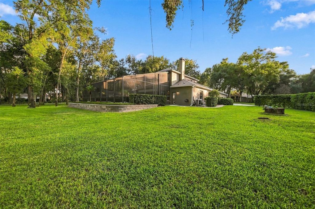 Image 44 of property listing at 8297 DAY LILY PLACE, Sanford, FL 32771