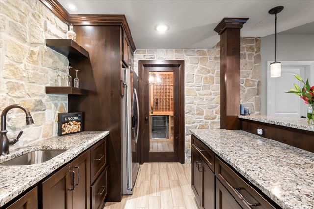4201 GRANITE SPRINGS DR, Columbia, MO 65203