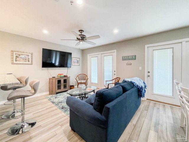 13351 Johnson Beach Rd 402E, Pensacola, FL 32507