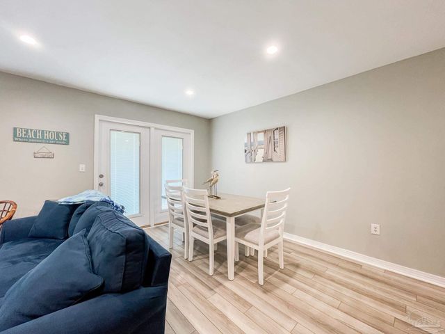 13351 Johnson Beach Rd 402E, Pensacola, FL 32507