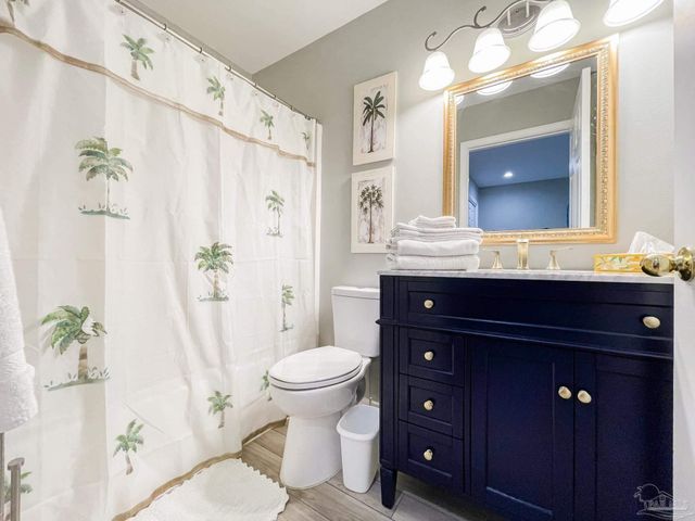 13351 Johnson Beach Rd 402E, Pensacola, FL 32507