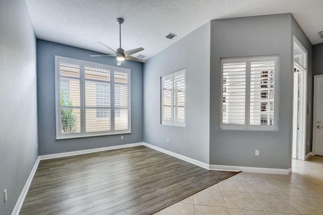 9925 Via Elegante, Wellington, FL 33411