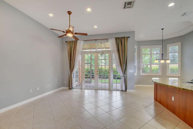 9925 Via Elegante, Wellington, FL 33411