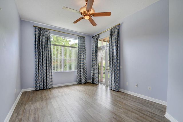 9925 Via Elegante, Wellington, FL 33411