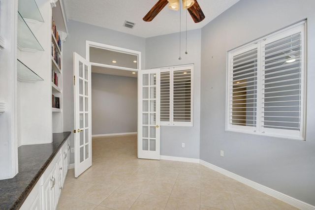9925 Via Elegante, Wellington, FL 33411