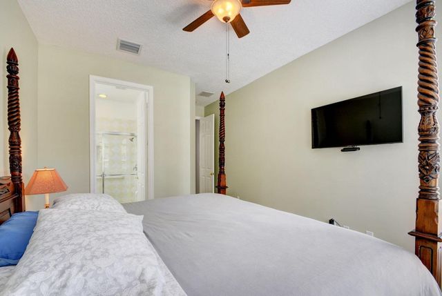 9925 Via Elegante, Wellington, FL 33411