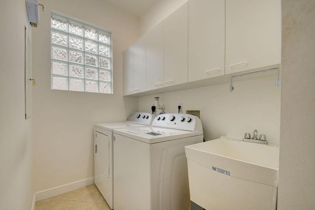 9925 Via Elegante, Wellington, FL 33411